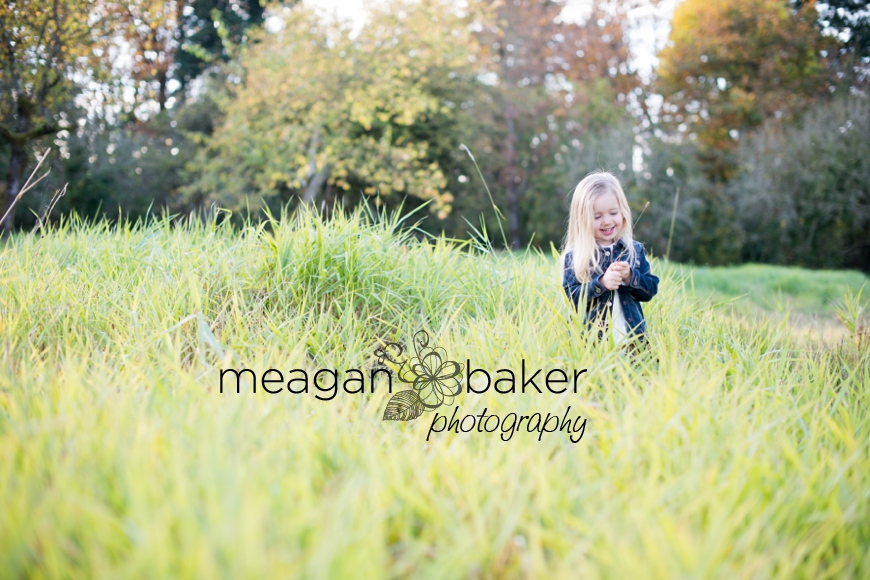 vancouver child photographer, fall family photos, langley family photographer, south surrey family photographer, vancouver family photographer, cake smash, family photos, south surrey family photographer, meagan baker photography_0004