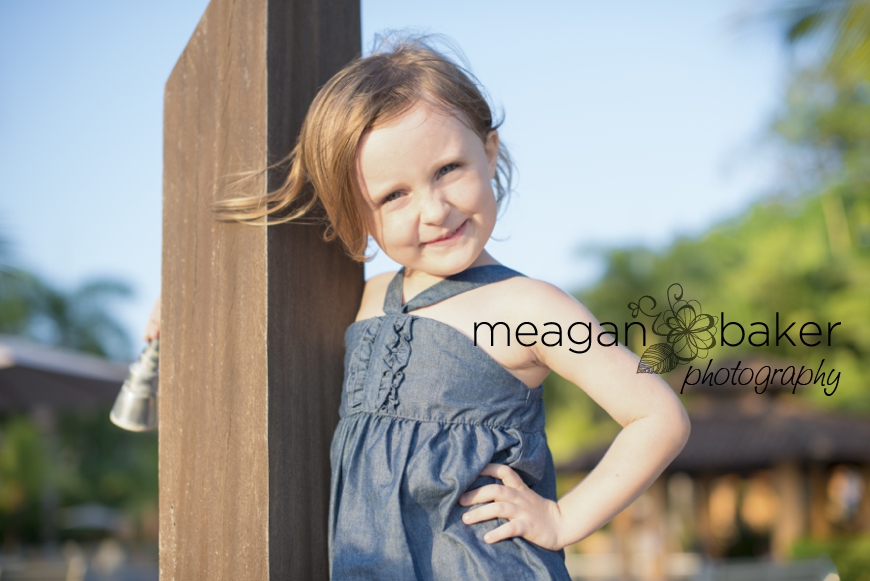 lifestyle photography, summer portraits, family photos, vancouver family photos, tropical family portraits, vacation photography, meagan baker photography_0013