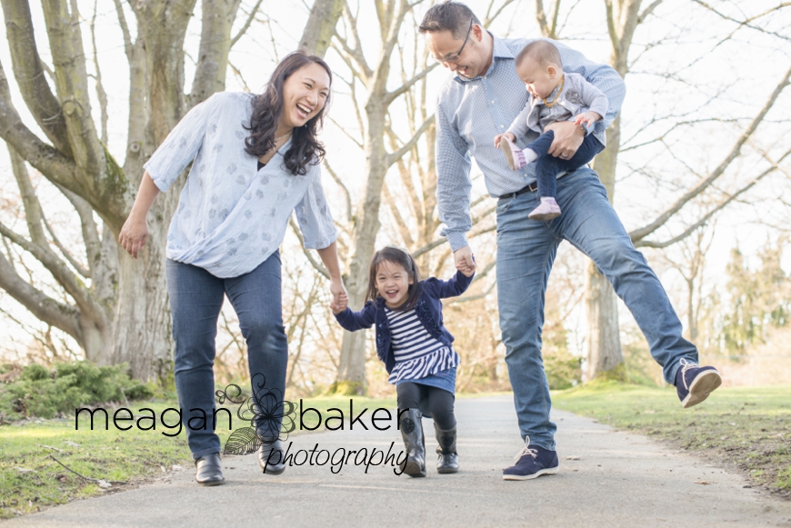 south surrey family photographer, candid family photography, vancouver family portraits, spring family photos, summer family photos, vancouver family photographer_0019
