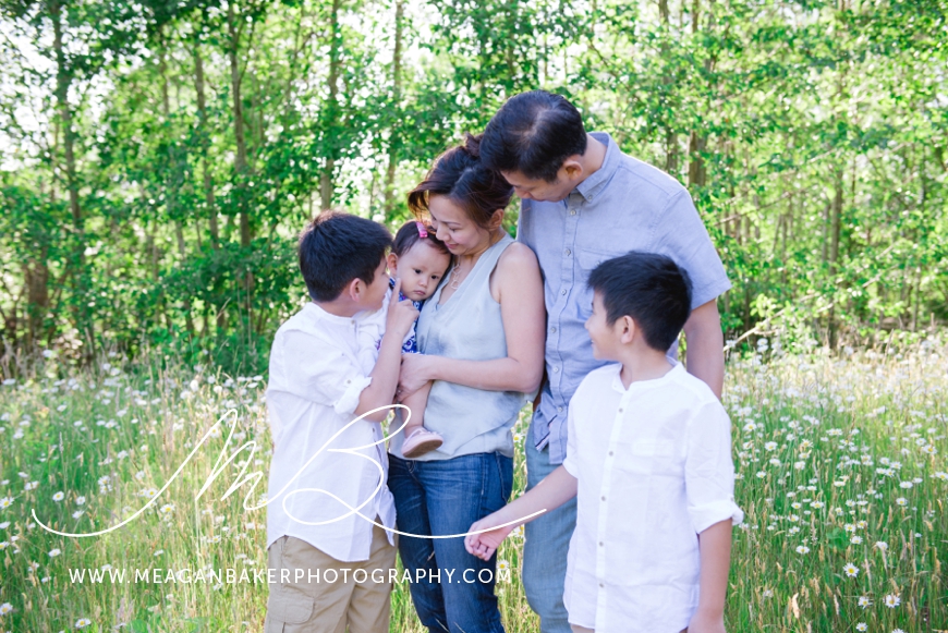 vancouver-family-photographer-langley-family-photographer-south-surrey-family-photographer-candid-photography-meagan-baker-photography_0006
